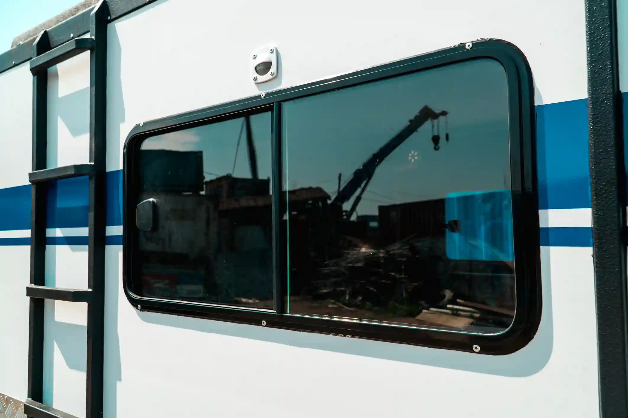 Affordable RV Glass Replacement in Indio, CA